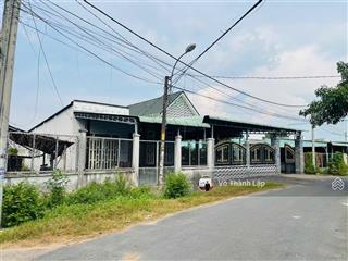 Bán đất thổ cư 793m2 mặt tiền đường rộng, sạch đẹp phù hợp cho anh chị đầu tư, an cư