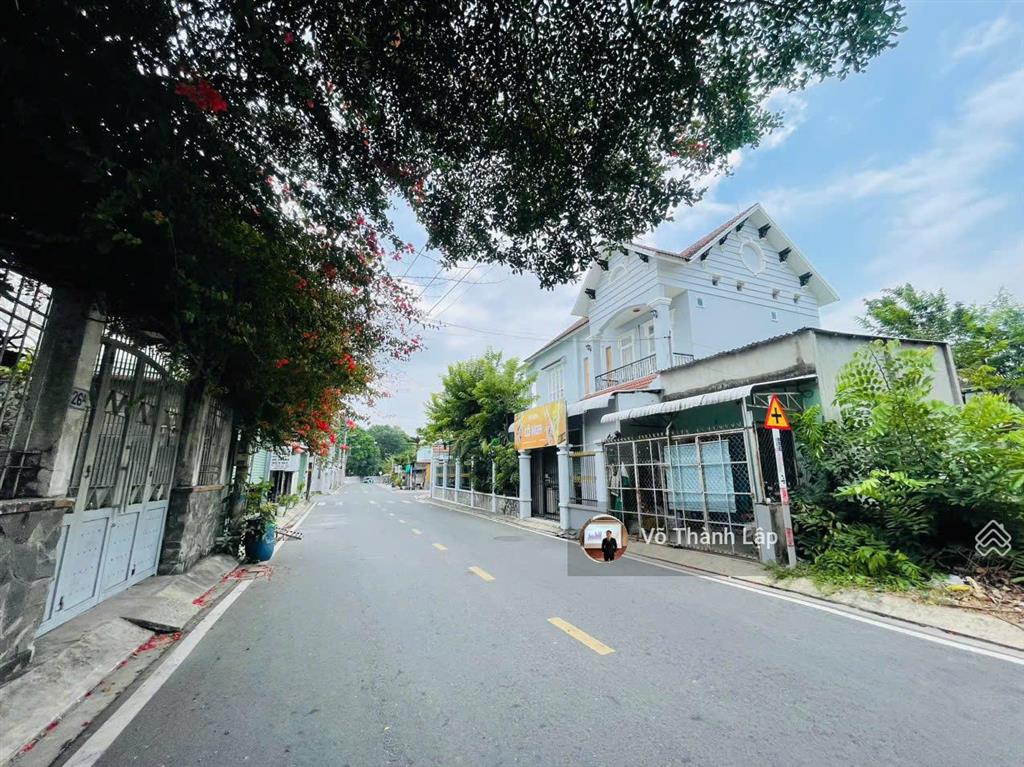 Bán gấp nhà c4 trung tâm củ chi  359m2 mặt tiền đường phạm thị hối ngang 7 mét sổ hồng chỉ 7,6 tỷ