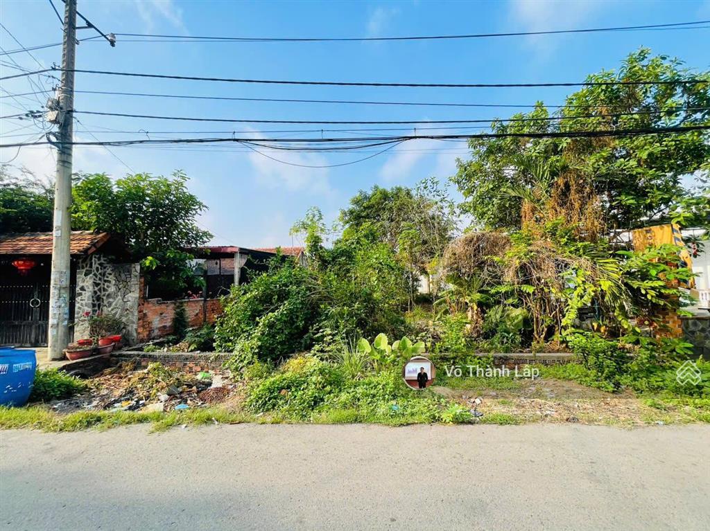 Giảm 1 tỷ  bán đất ngay chợ việt kiều ngay góc đường trần tử bình và đường 23 dt 408m2