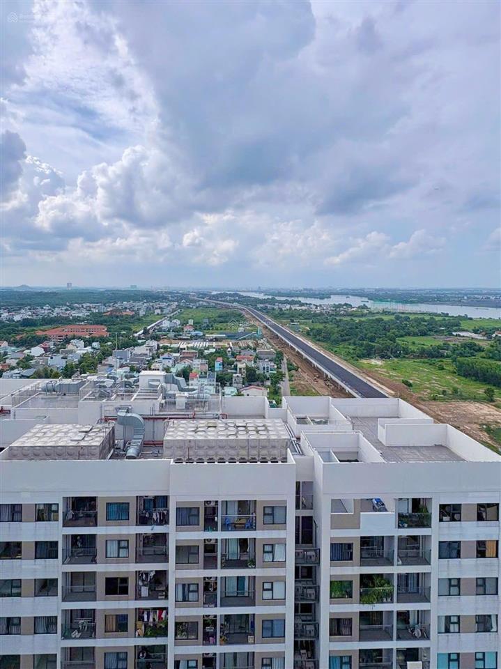 Bán căn hộ 2pn + giá tốt 3,25 tỷ bao thuế phí  the origami 69.2m2  sổ hồng