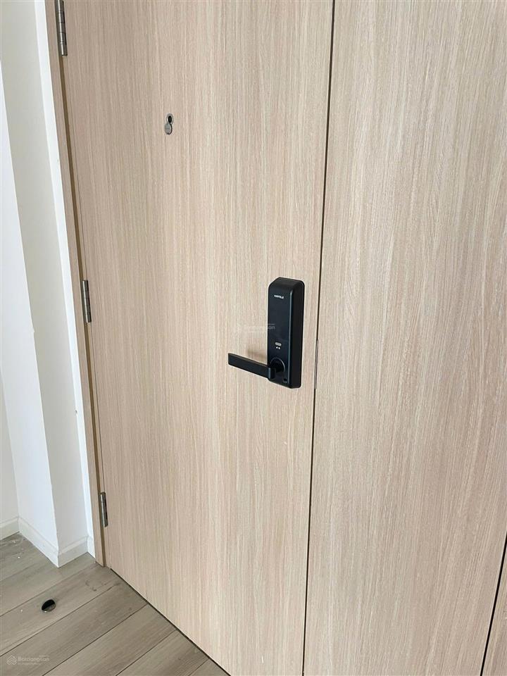 Bán gấp 2 phòng ngủ view hồ bơi 71m² masteri centre point, giá chỉ 4,3 tỷ sổ hồng
