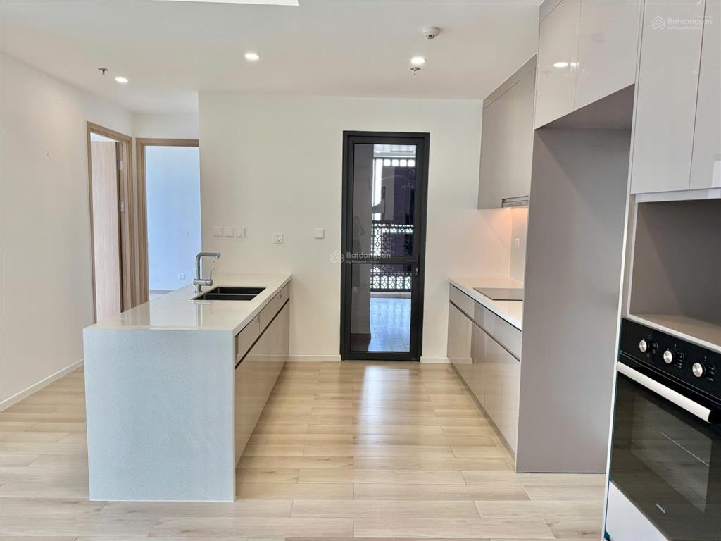 Hiếm bán lại 3pn 97m2 tầng cao view trực diện công viên 36ha tòa c masteri centre point