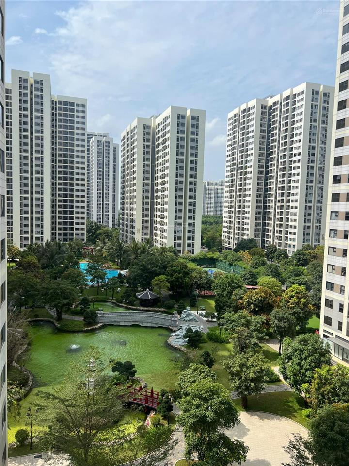 Bán căn hộ view vườn nhật 1pn + 1 sổ hồng, tầng trung  hướng mát giá chỉ 2,5 tỷ btp