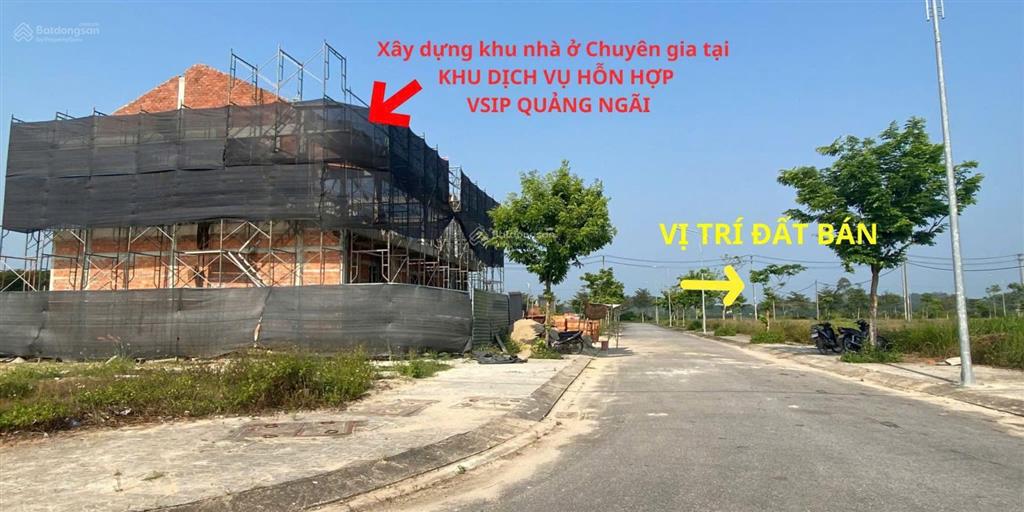 Khu dịch vụ hỗn hợp vsip  lô đất hướng nam sạch đẹp, gần khu nhà ở chuyên gia, gần sông giá tốt