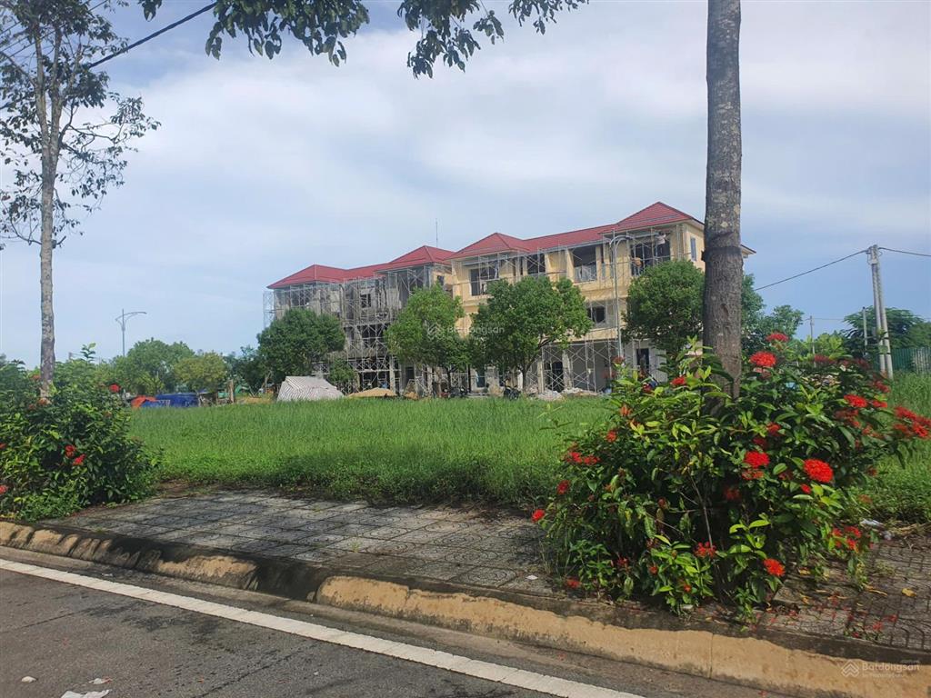 Bán lô đất block lkb 10 khu dịch vụ hỗn hợp vsip quảng ngãi