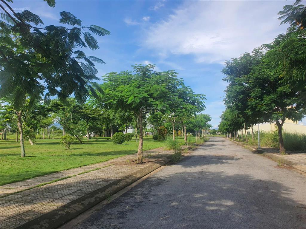 Bán lô đất block lkb 10 khu dịch vụ hỗn hợp vsip quảng ngãi