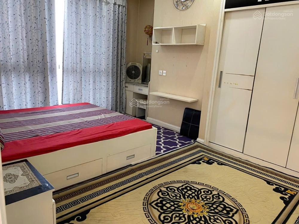 Bán nhanh căn hộ 2 ngủ 2 wc full đồ royal city giá loanh quanh 100tr/m