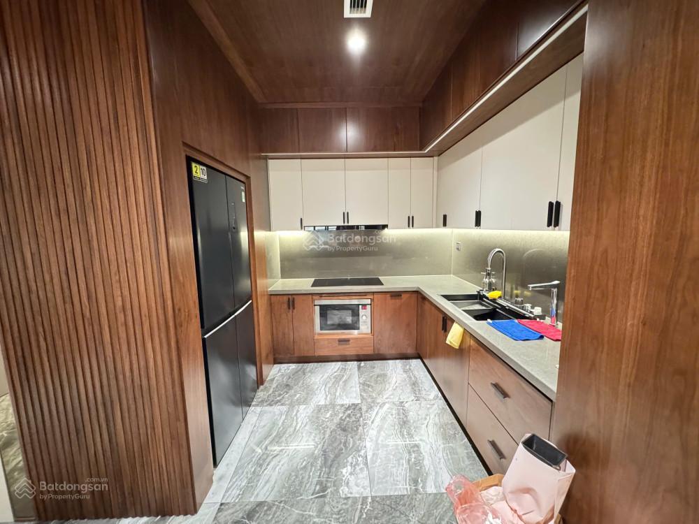 Cần sang nhượng căn hoa hậu royal city 2 ngủ full nội thất cao cấp đẹp như khách sạn