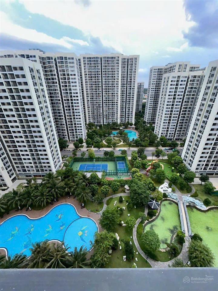 Bán căn 1pn+, giá 2.4 tỷ, dt 47m2, view nhìn trực diện vườn nhật, tòa s6 khu origami  vinhomes q9
