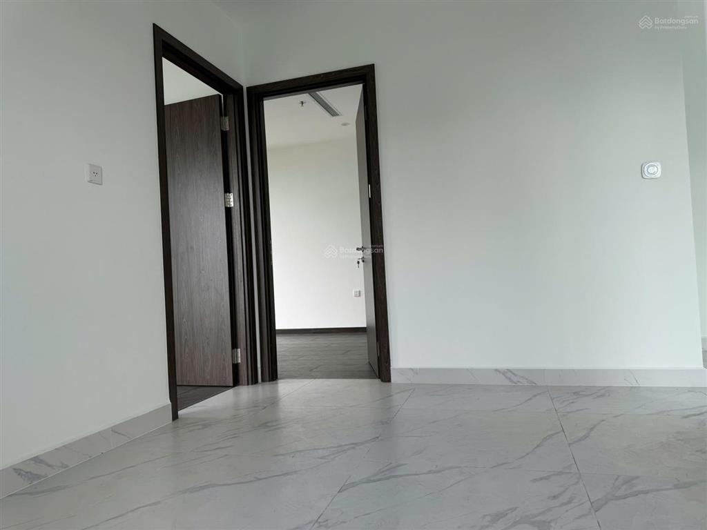 Bán căn 2pn the beverly  vinhomes q9, giá 4.8 tỷ, dt 79m2, view thoáng mát, nhà mới cđt, vô ở ngay