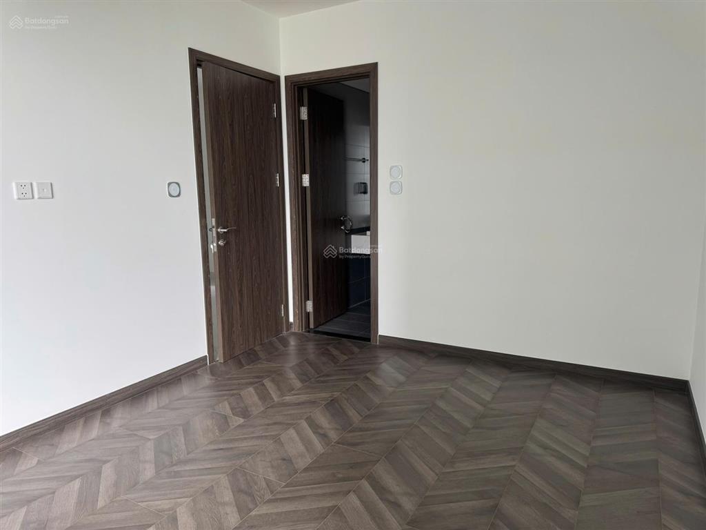 Hiếm có căn 3pn the beverly  vinhomes q9, dt100m2, giá 6.1 tỷ, view đông nam, trực diện công viên