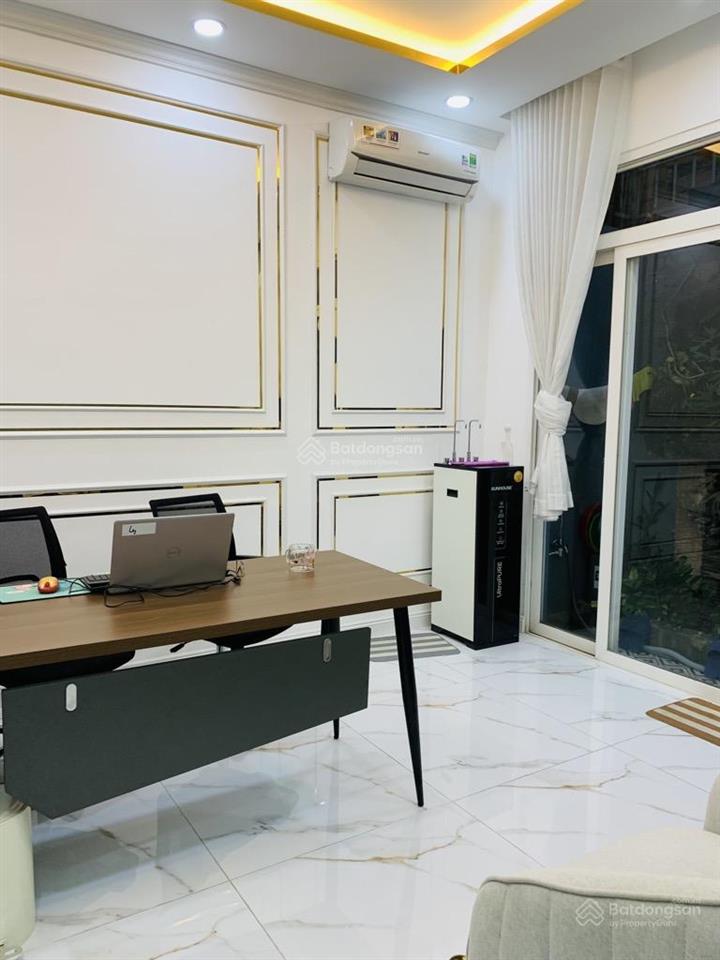 Nhà biệt thự khu trung sơn 10mx20m. giá 35 tỷ. 4 tầng. gần rmit, phú mỹ hưng, himlam. cách q1 3km