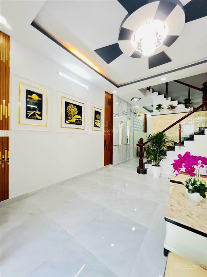 Nhà biệt thự khu trung sơn 10mx20m. giá 35 tỷ. 4 tầng. gần rmit, phú mỹ hưng, himlam. cách q1 3km