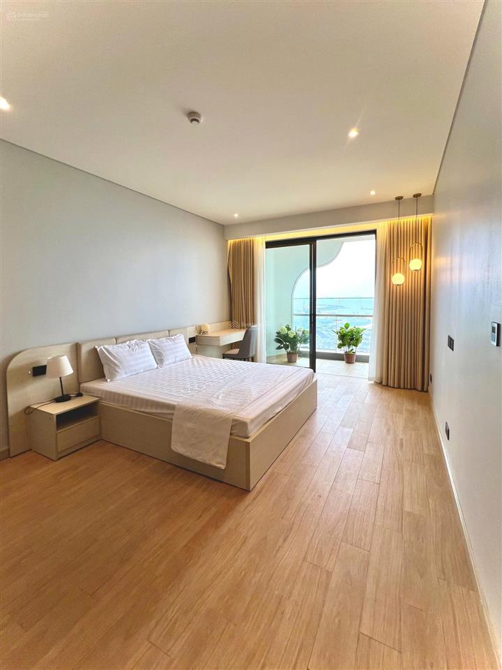 Bán căn hộ chính biển 2 ngủ citadine hạ long hơn 4tyxxx full nội thất