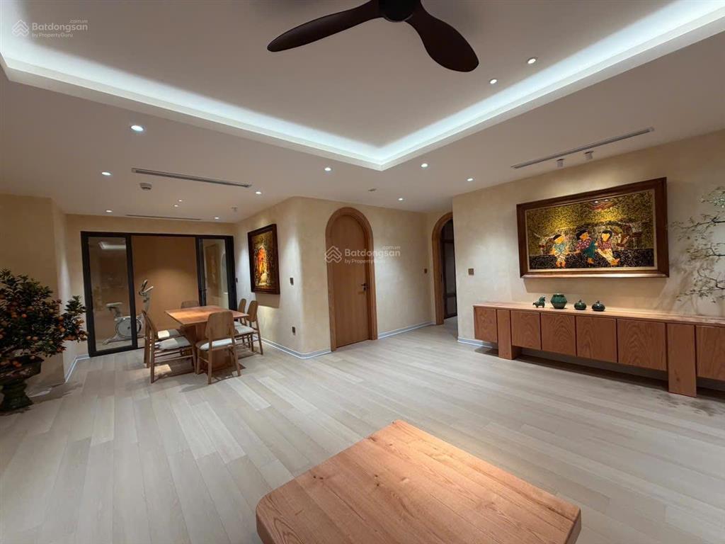 Bán chung cư tân hoàng minh 36 hoàng cầu, đống đa, hà nội. 121m2, sửa còn 2pn, full nt mới.