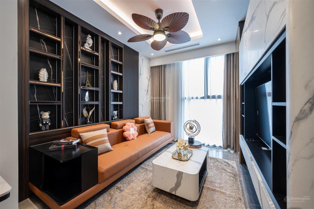Bán ch hoàng cầu skyline, dt 139m2, 03pn, full nội thất, giá êm
