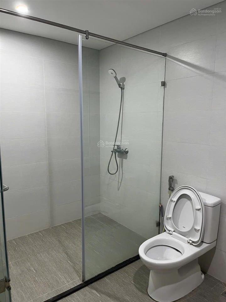 Cho thuê căn hộ 140m2 3 pn cc green diamond 93 láng hạ