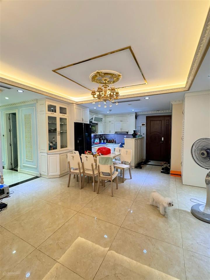 Bán căn góc 130m2 chung cư tân hoàng minh 36 hoàng cầu, đống đa, full đồ, giá tốt