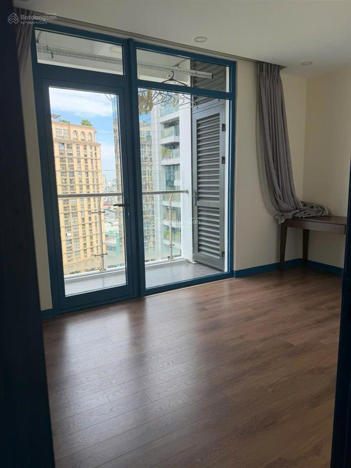 Cho thuê ch 112m2 3pn hoàng cầu skyline, full đồ, view hồ và công viên