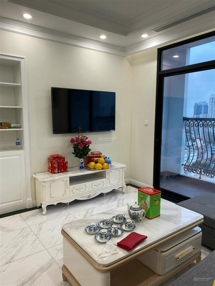 Cho thuê căn hộ 92m2 2pn chung cư green diamond 93 láng hạ, vào luôn