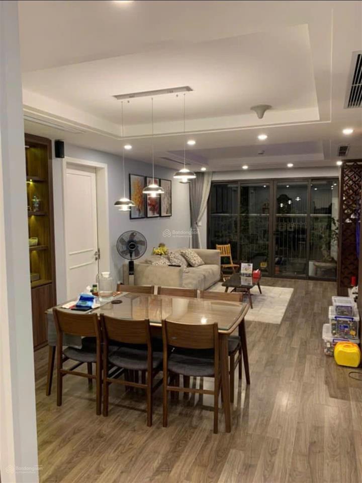 Cho thuê căn hộ 142m2 3pn 3wc chung cư tân hoàng minh 36 hoàng cầu, full nội thất, nhận nhà ngay