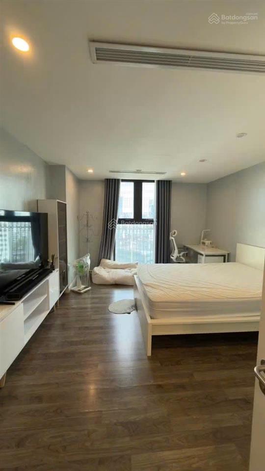 Cho thuê căn hộ 142m2 3pn 3wc chung cư tân hoàng minh 36 hoàng cầu, full nội thất, nhận nhà ngay