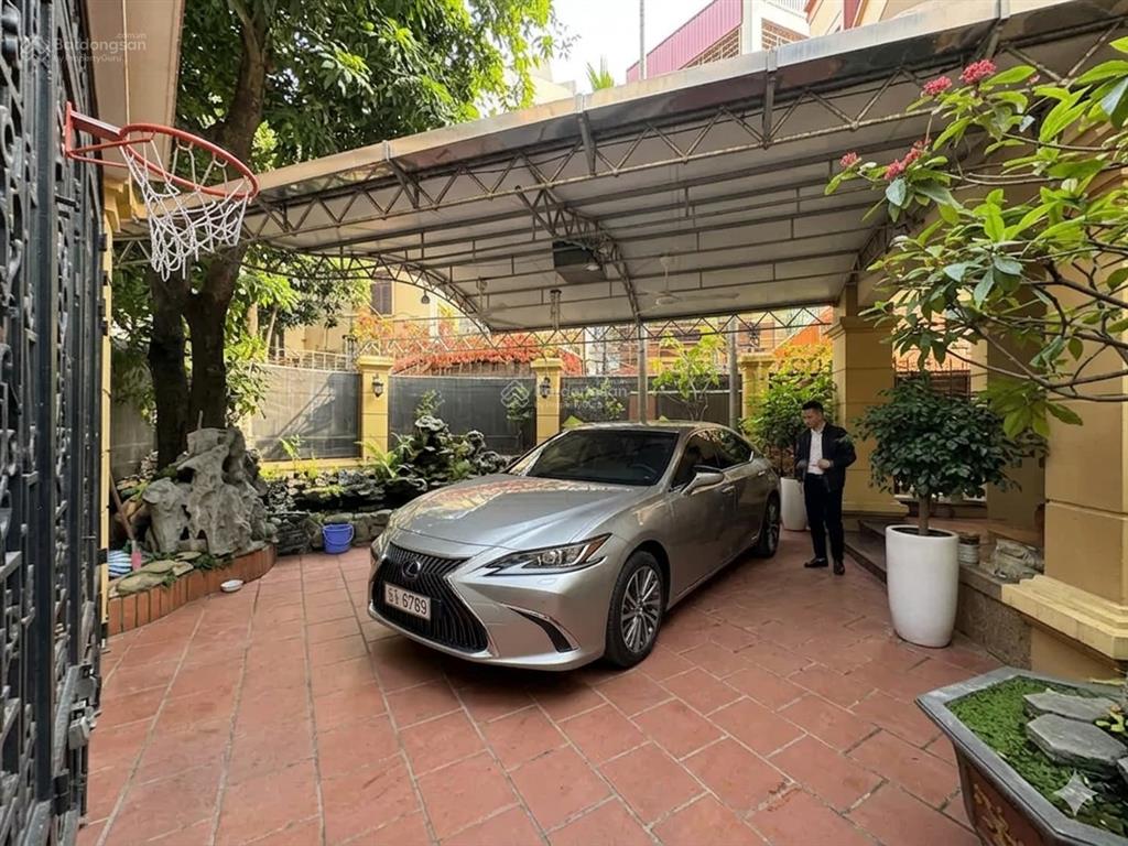 Hàm cá mập đại kim  chính chủ biệt thự  diện tích 210m2  lô góc 3 mặt thoáng  giá 57 tỷ tl