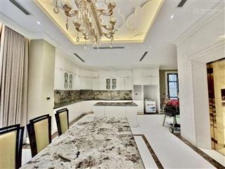 Nhà ở phường bồ đề long biên 105m 5 tầng xây chắc chắngara ôtô 7 chỗmặt tiền 6m21,5 tỷ