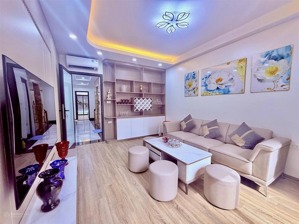 ( sốc )bán nhà phố nguyễn sơn long biên63m 5 tầng thang máy thiết kế hiện đại chỉ 13,8 tỷ