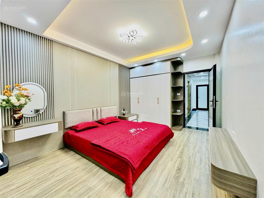 ( sốc )bán nhà phố nguyễn sơn long biên63m 5 tầng thang máy thiết kế hiện đại chỉ 13,8 tỷ