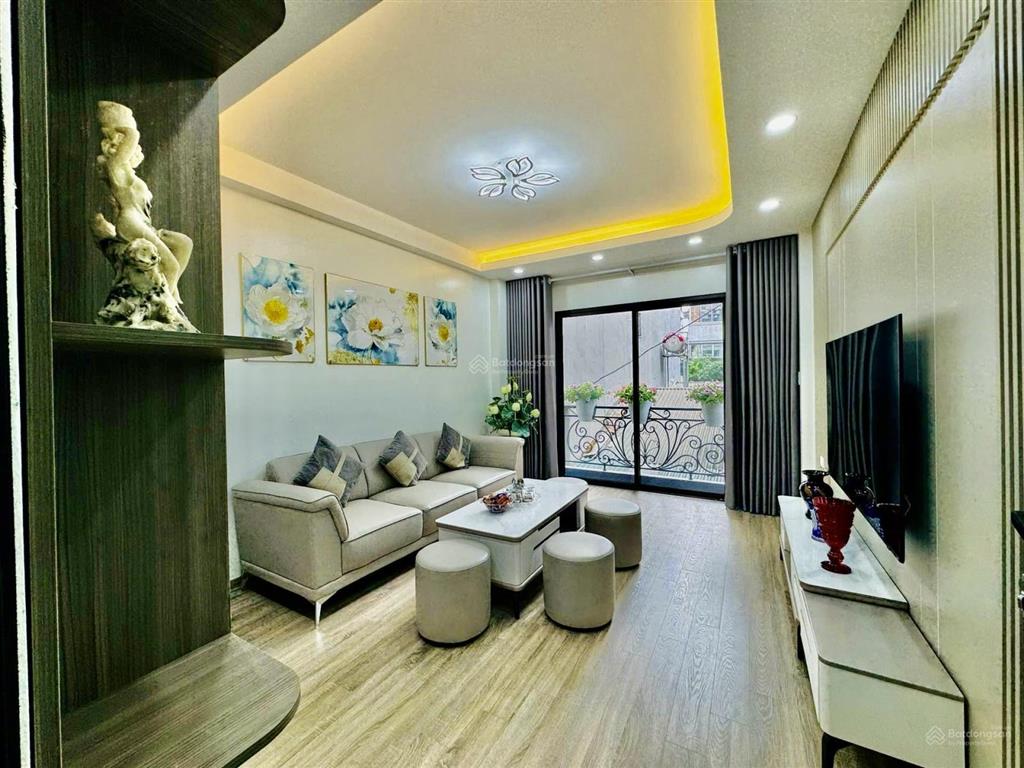 ( sốc )bán nhà phố nguyễn sơn long biên63m 5 tầng thang máy thiết kế hiện đại chỉ 13,8 tỷ