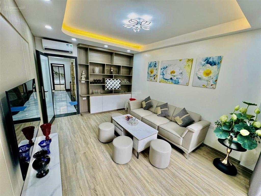 ( sốc )bán nhà phố nguyễn sơn long biên63m 5 tầng thang máy thiết kế hiện đại chỉ 13,8 tỷ