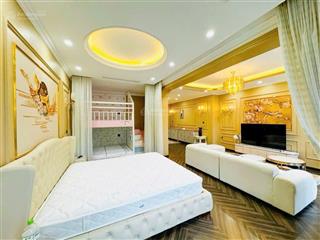 Chỉ nhỉnh 12 tỷ chút có ngay nhà ở trung tâm phố nguyễn sơn long biênmặt tiền khủng 9m nở hậu