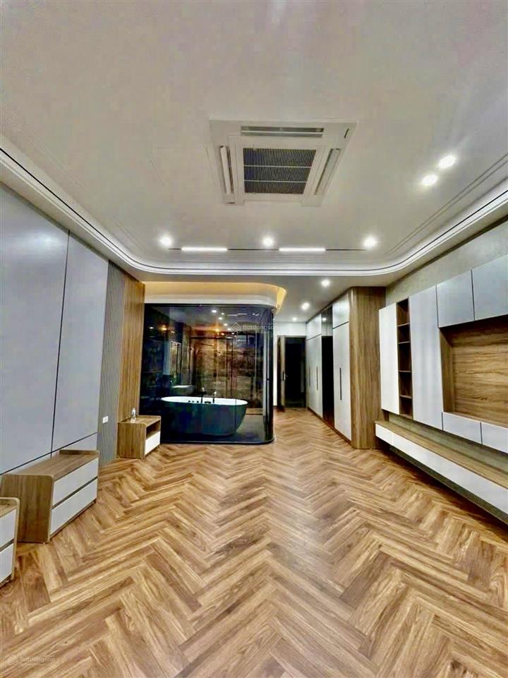 Nhà phố hồng tiến ngọc lâm 41,9 tỷ 90m 8 tầng thang máy đường nhiều ô tô tránh vị trí vàng