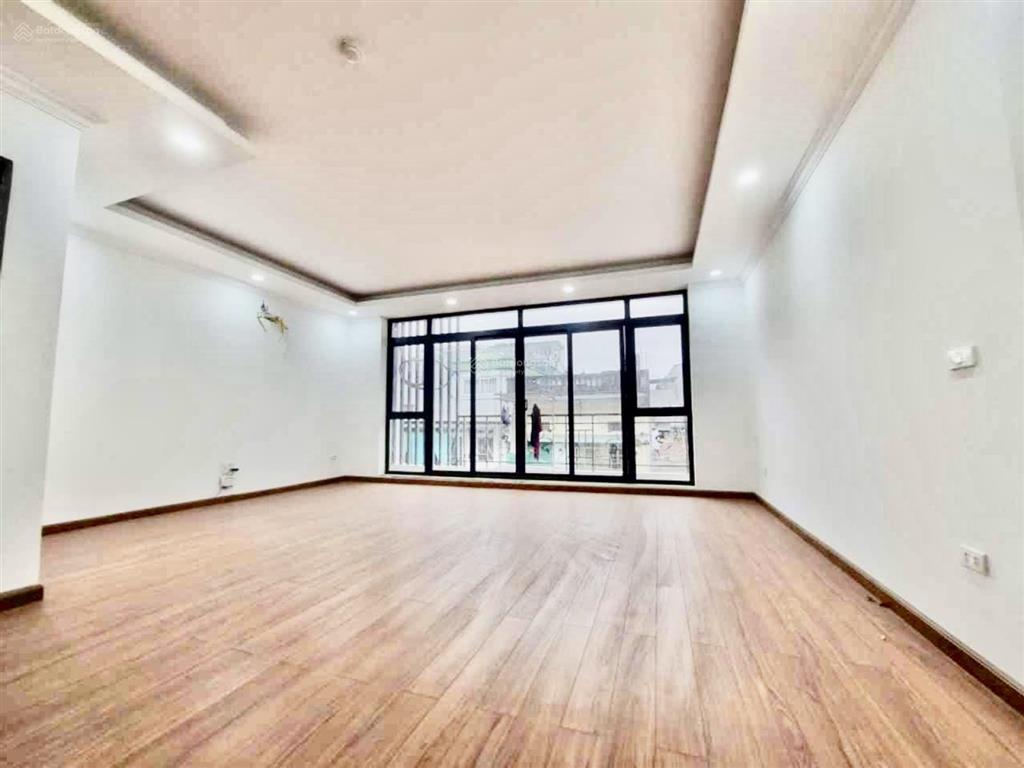 Trung tâm phố hồng tiến 123m 6 tầng thang máy ô tô thông dòng tiền khủng chỉ 52 tỷ