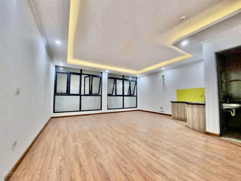 Trung tâm phố hồng tiến 123m 6 tầng thang máy ô tô thông dòng tiền khủng chỉ 52 tỷ