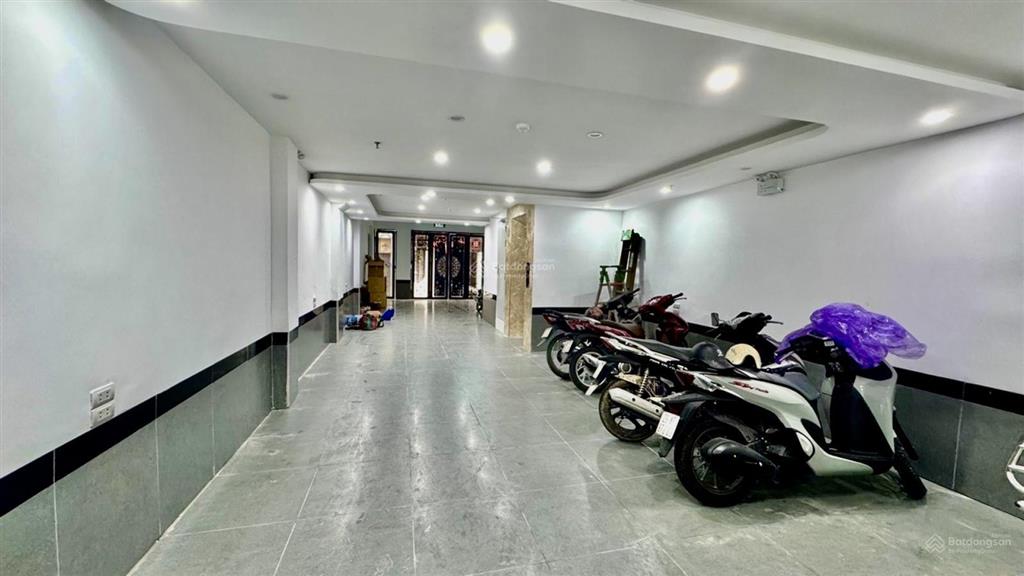 Nhà nguyễn văn cừ120m29 tỷchung cư mini8 tầng thang máydòng tiền khủng không dưới 140tr/ tháng