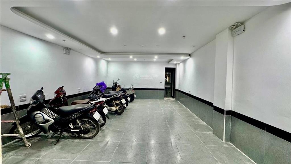 Trung tâm phố hồng tiến 125m 6 tầng thang máy ô tô thông dòng tiền khủng vị trí vàng  52 tỷ