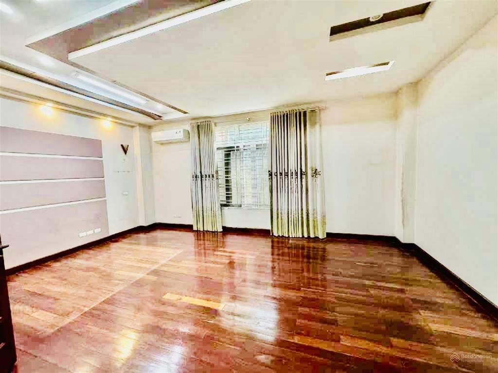 Nhà ngay phố hồng tiến, bồ đề | 111m  7 tầng thang máy  ô tô tránh | gara | mặt tiền 7m  36,5 tỷ