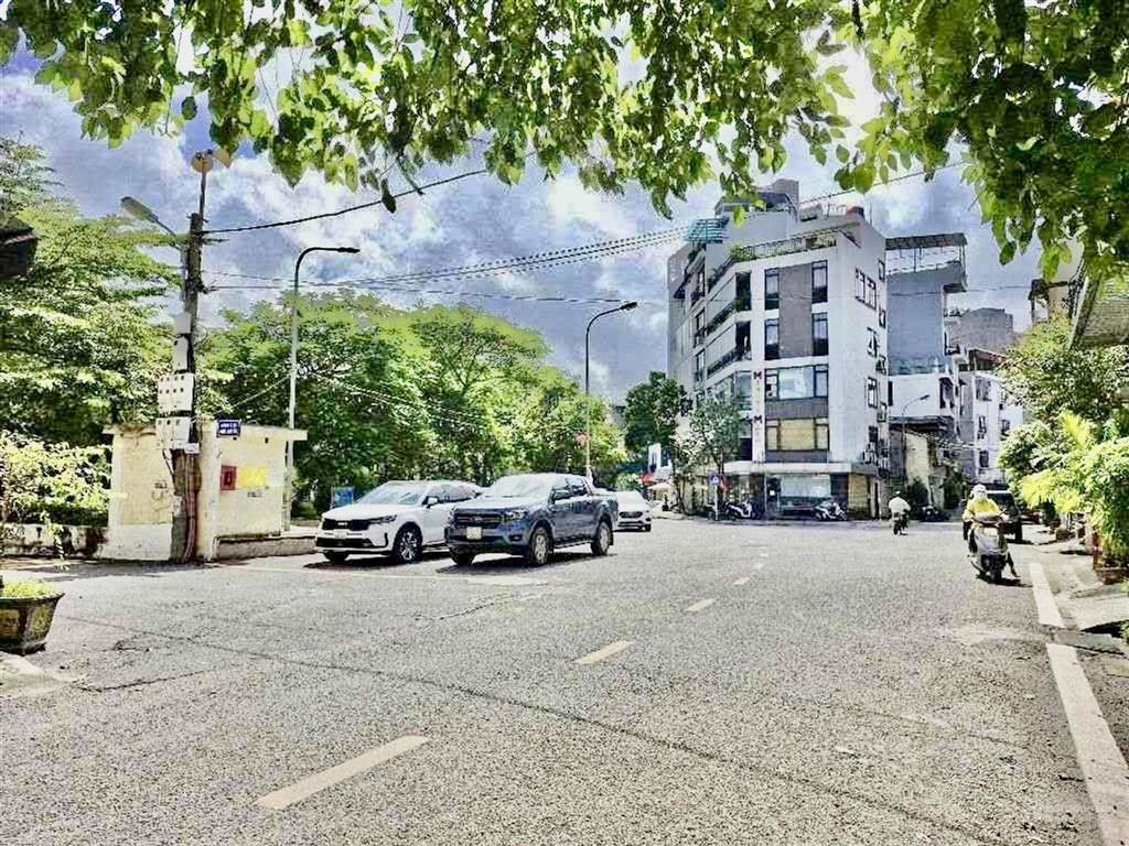 Nhà phố lâm hạ, bồ đề | 73m2  7 tầng thang máy  ô tô tránh | gara | mặt tiền 5m  29,5 tỷ