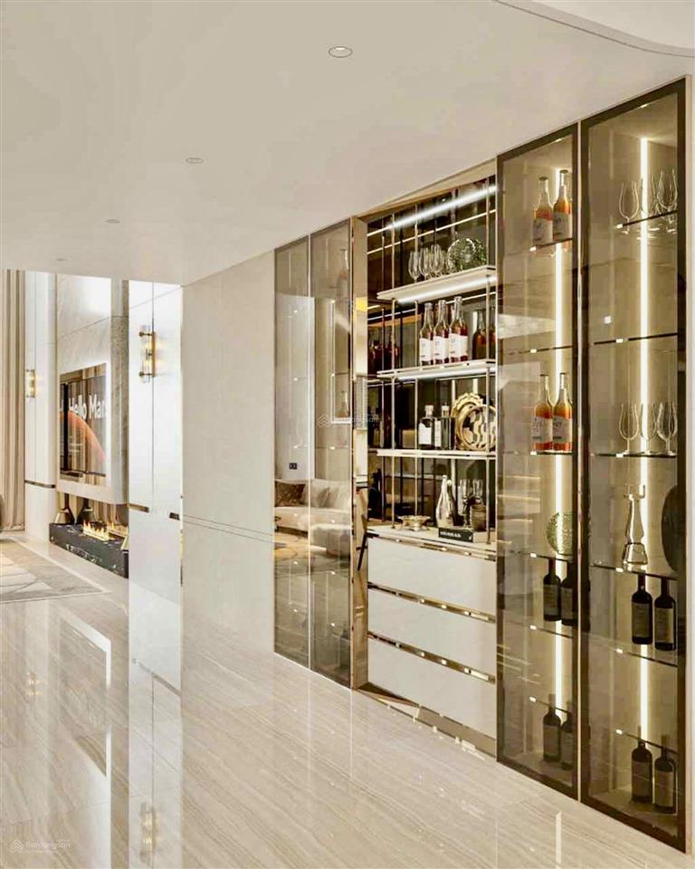 Nhà phố ngọc lâm, 75m, 6 tầng thang máy, đường thông ô tô, gara ô tô 7 chỗ, vị trí vàng, 28 tỷ