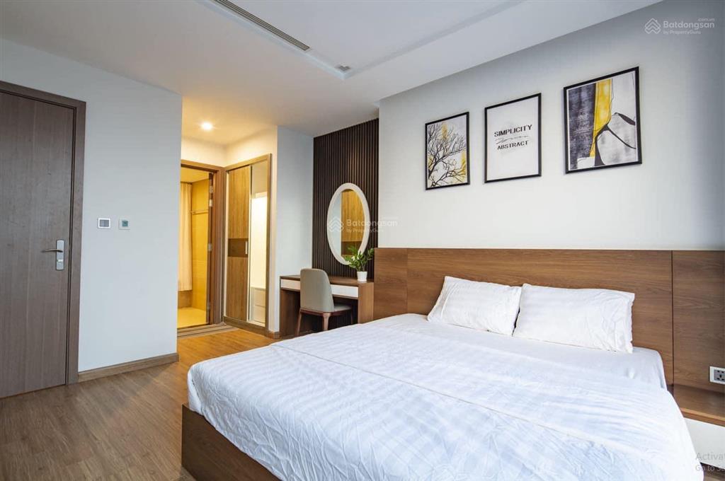 Bán căn hộ 2pn, 2wc tại rose town 79 ngọc hồi, giá cực chất chỉ với 5,95 tỷ, 71 m2