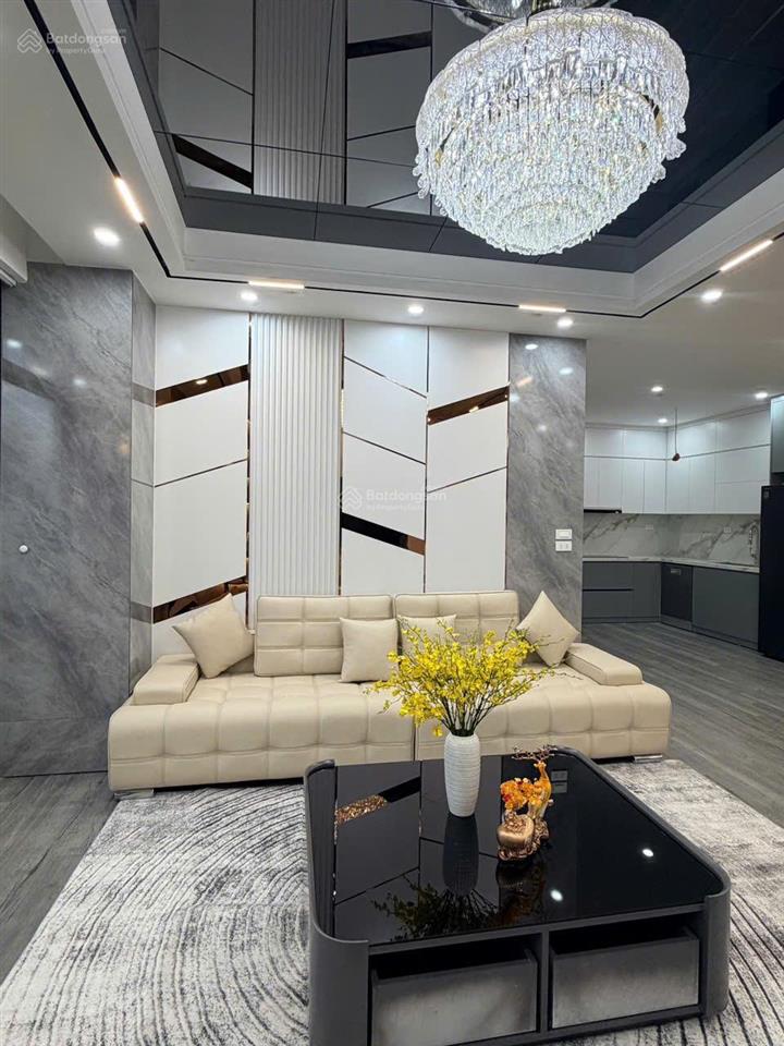 Gia đình bán 3 ngủ (giá tốt) nội thất full  105m² green park cầu giấy