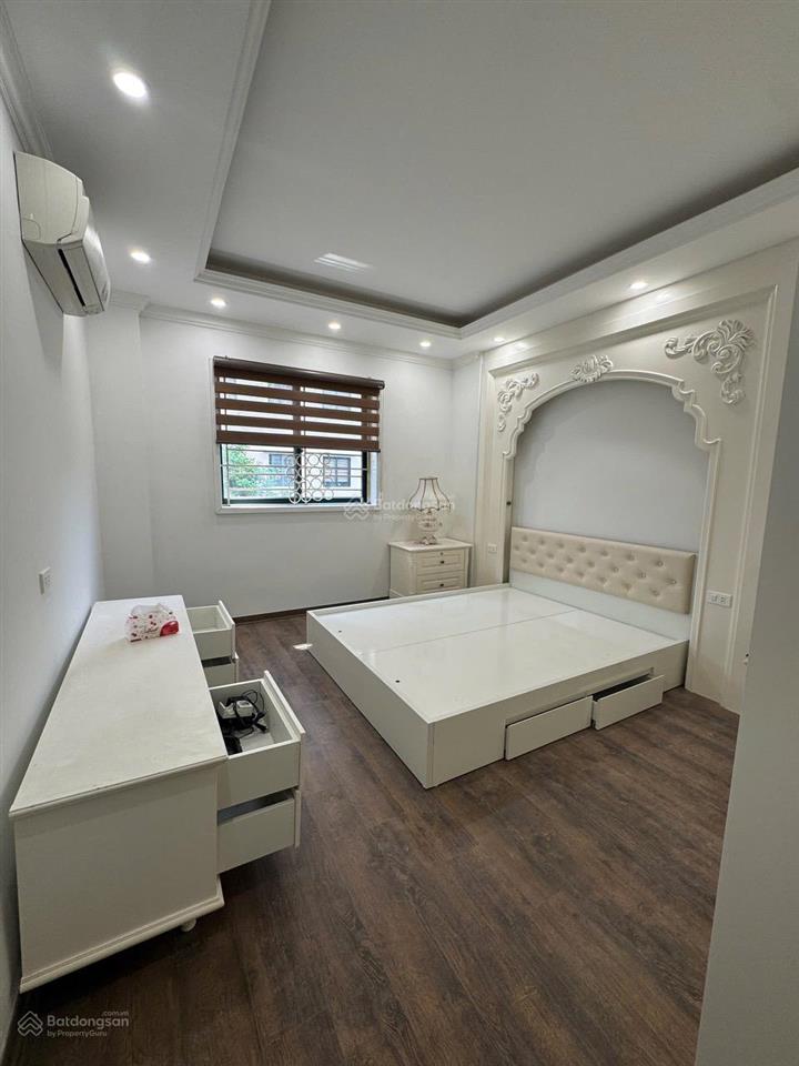 Hạ giá bán 4 ngủ 115m mễ trì hạ lấy vốn kinh doanh 8 tỷ