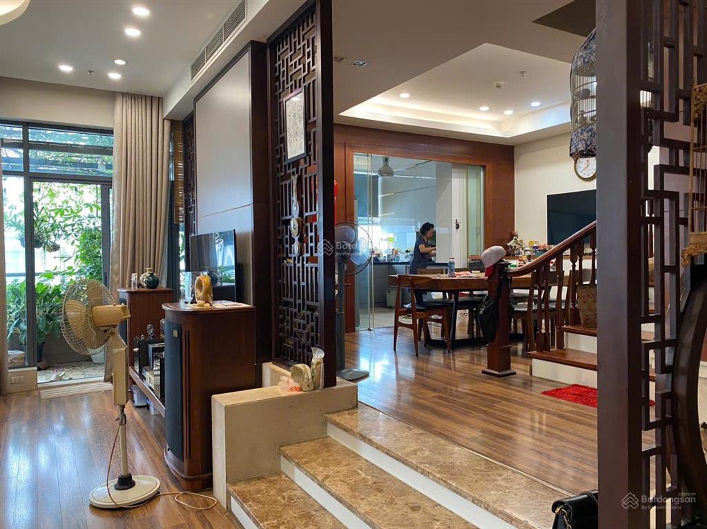 Bán căn hộ vừa duplex vừa penthouse cạnh hồ trung tâm cầu giấy tòa green park tower dương đình nghệ