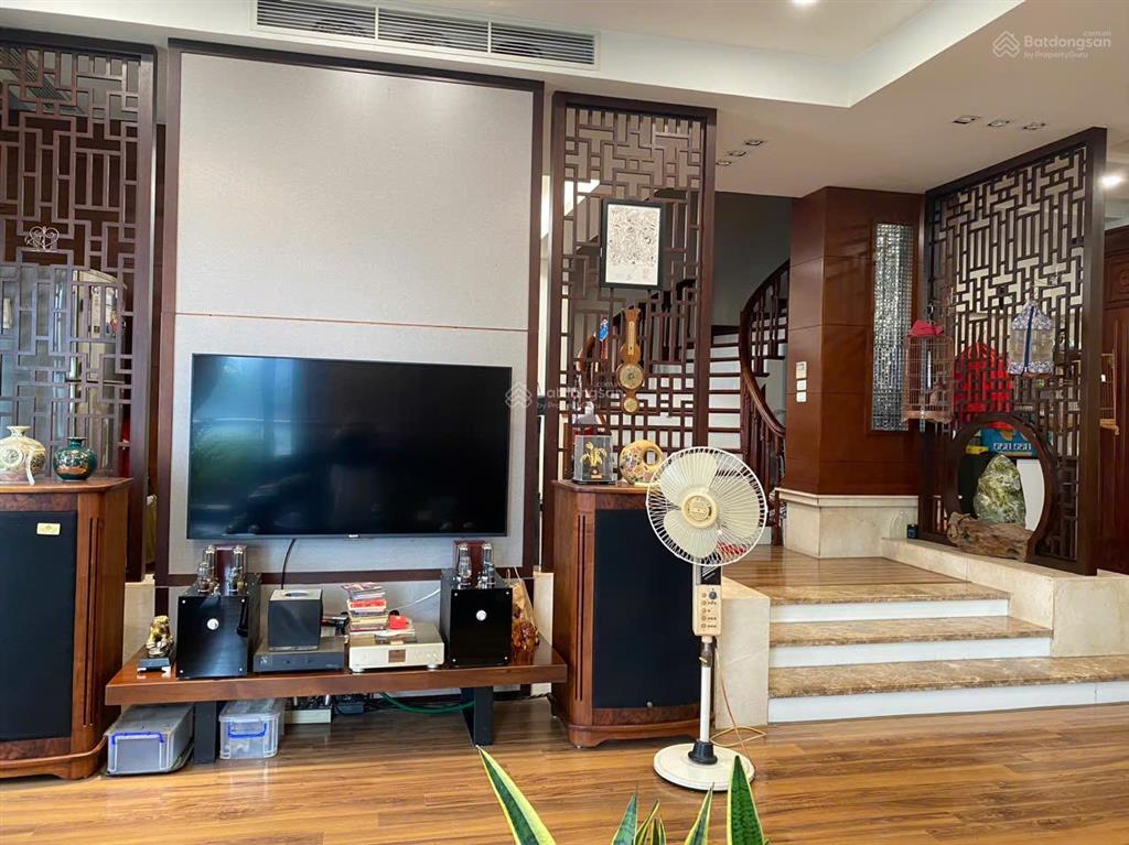 Bán căn hộ vừa duplex vừa penthouse cạnh hồ trung tâm cầu giấy tòa green park tower dương đình nghệ