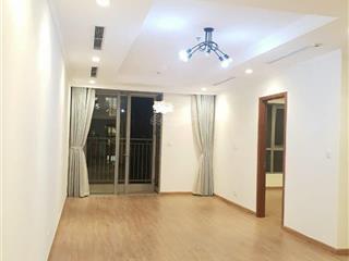 Cho thuê 2 ngủ không đồ t18 giá 15 tr view bể bơi