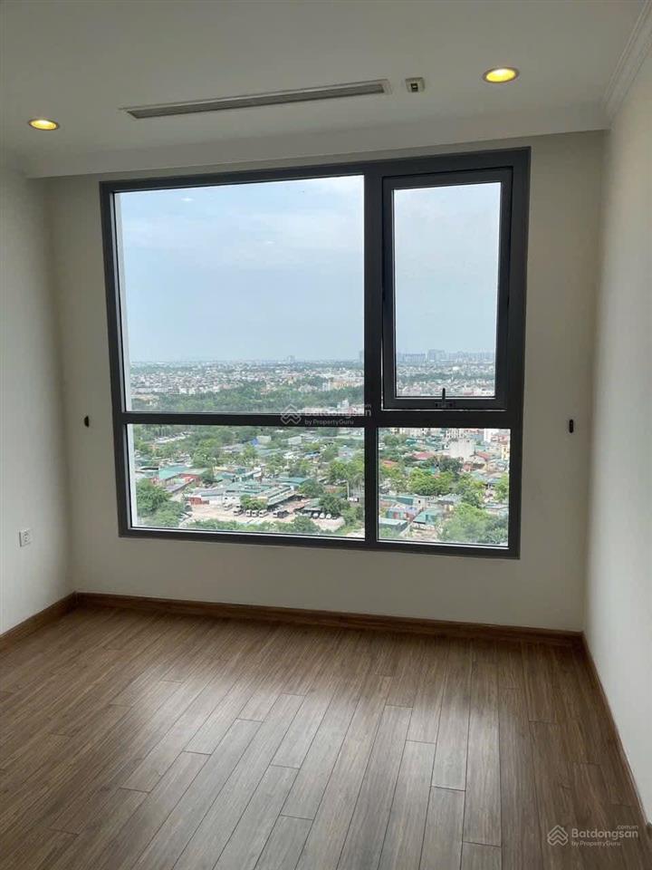 Cho thuê 3 ngủ góc 110m2 giá 20 tr. không đồ tại park hill