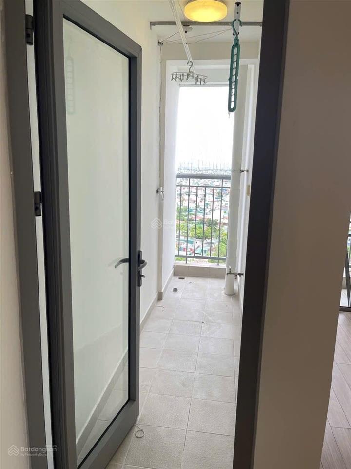 Cho thuê 3 ngủ góc 110m2 giá 20 tr. không đồ tại park hill