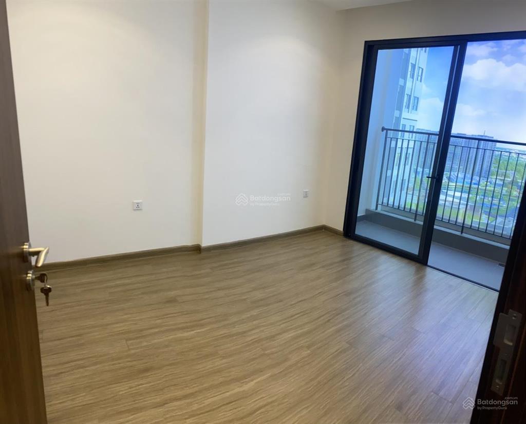 2 ngủ góc 65m2 tòa zurich giá 4 tỷ tầng đẹp tại ocp1